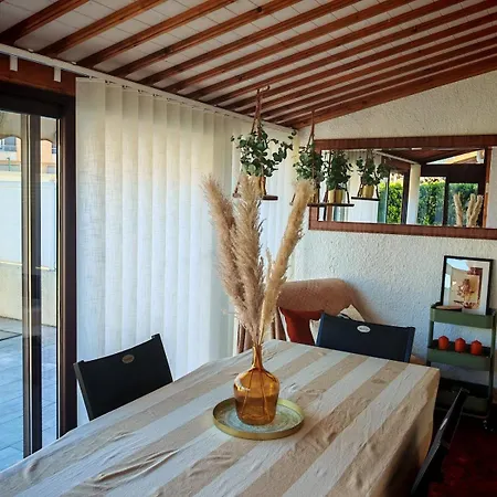 Richelieu 73 A 300m Piscine Parking Holiday home Agde